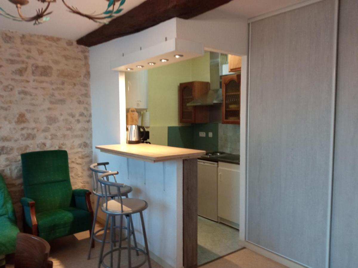 Appartement Centre Petite Ville Poitou Gencay Luaran gambar